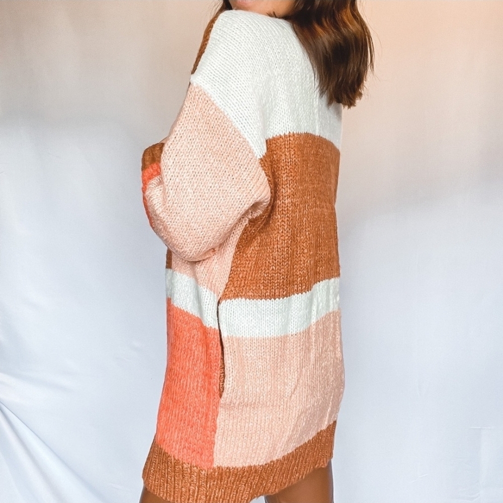 Lush Colorblock Cardigan - Picture 6 of 10